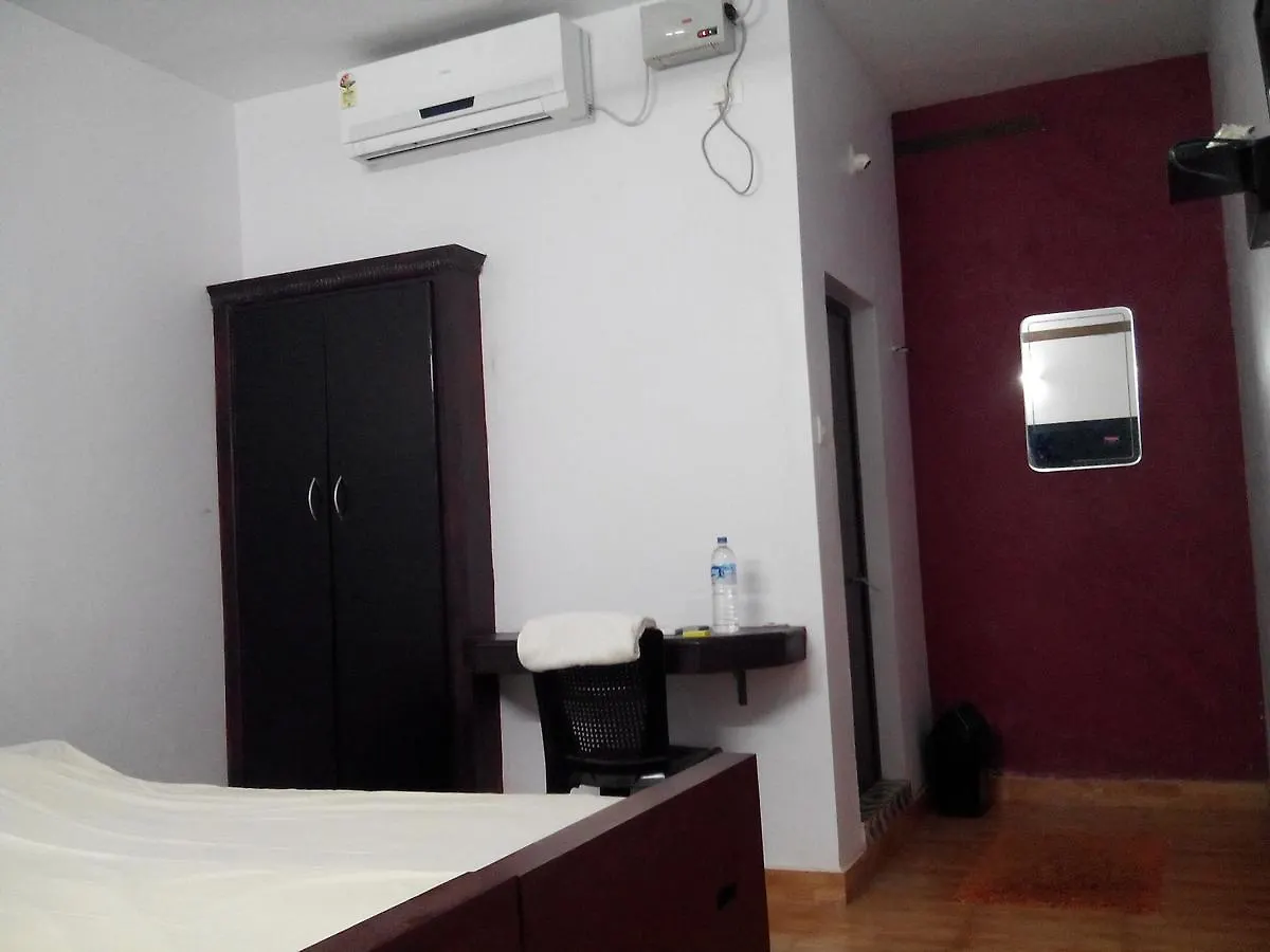 Sivasakthi Lodge Коттаям Отель